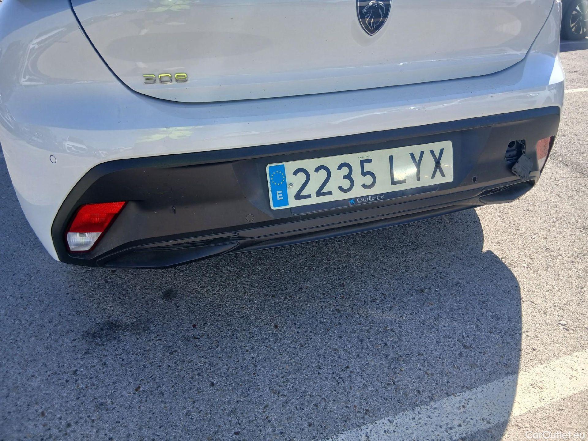  Peugeot  308 PEUGEOT  / 2021 / 5P / berlina con portón 5P Active Pack BlueHDi 130 S&S MAN #30