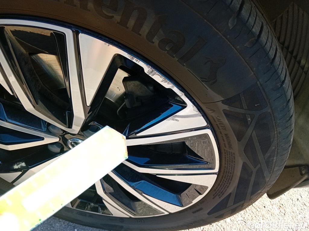  Volvo  XC60 VOLVO  / 2017 / 5P / todoterreno 2.0 B4 D Plus Bright Auto #16