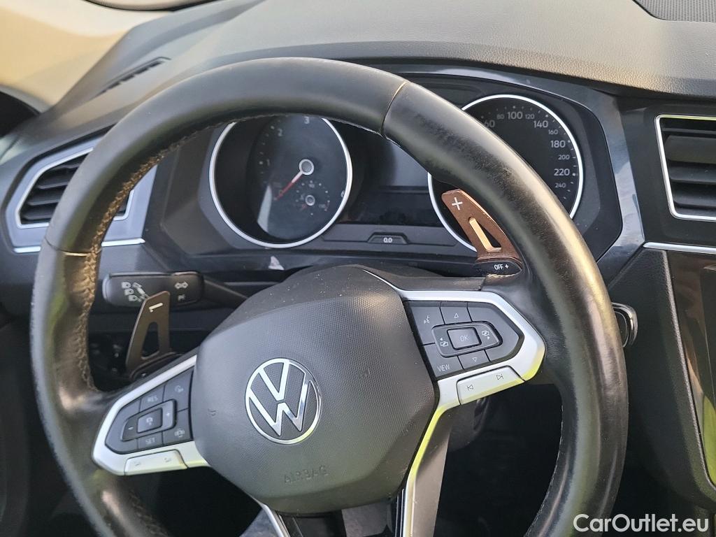  Volkswagen  Tiguan VOLKSWAGEN  / 2020 / 5P / todoterreno Life 2.0 TDI 110kW (150CV) DSG (AC2) #28