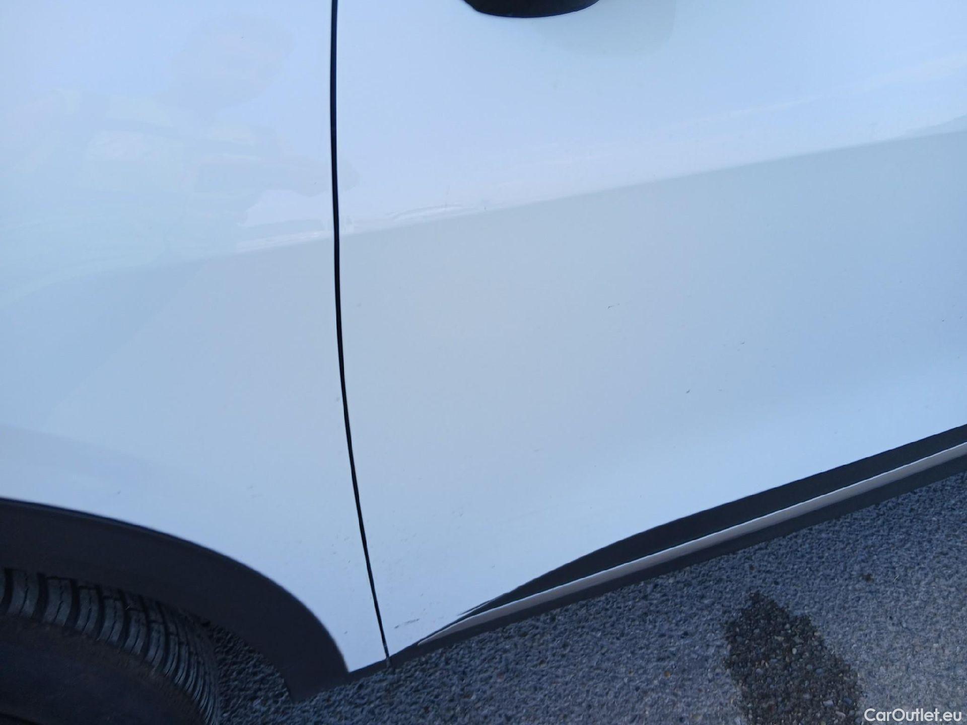  KIA  Sportage KIA  / 2022 / 5P / todoterreno 1.6 T-GDi 110kW (150CV) Drive 4x2 (AC2) #11