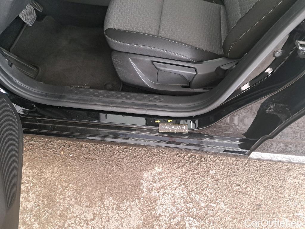  Renault  Clio  V Evolution 1.6 E-TECH Hybrid 145CV BVA6 E6d #28