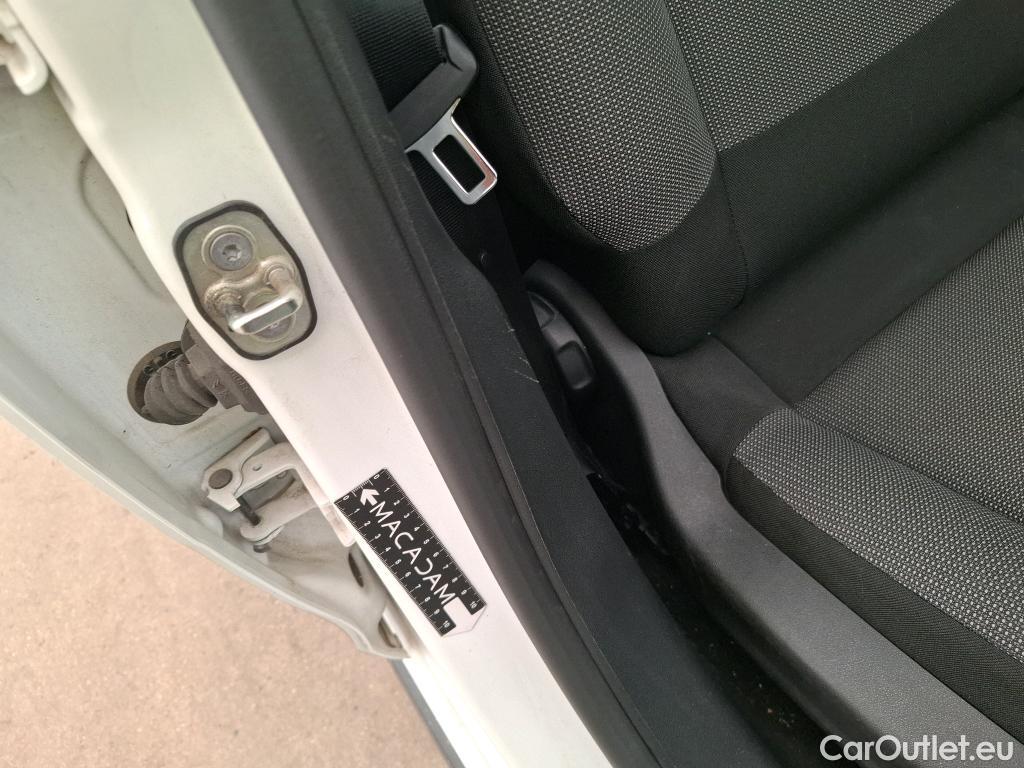  Citroen  C3  Société Feel 1.5 BlueHDI 100CV BVM5 E6dT #1