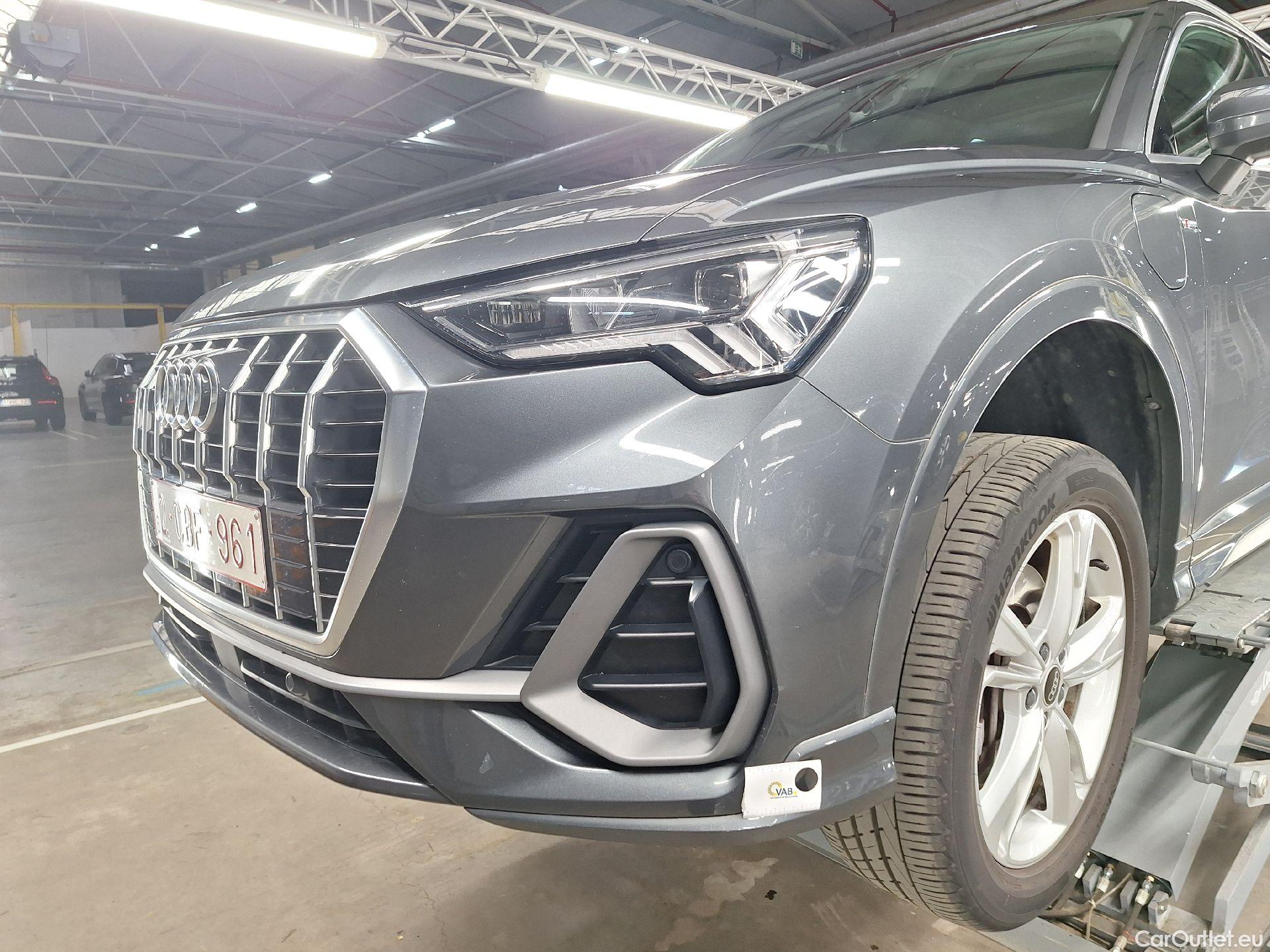  Audi  Q3 Audi,  '18 PHEV, Audi  45 TFSI e S tronic S Line 5d #15