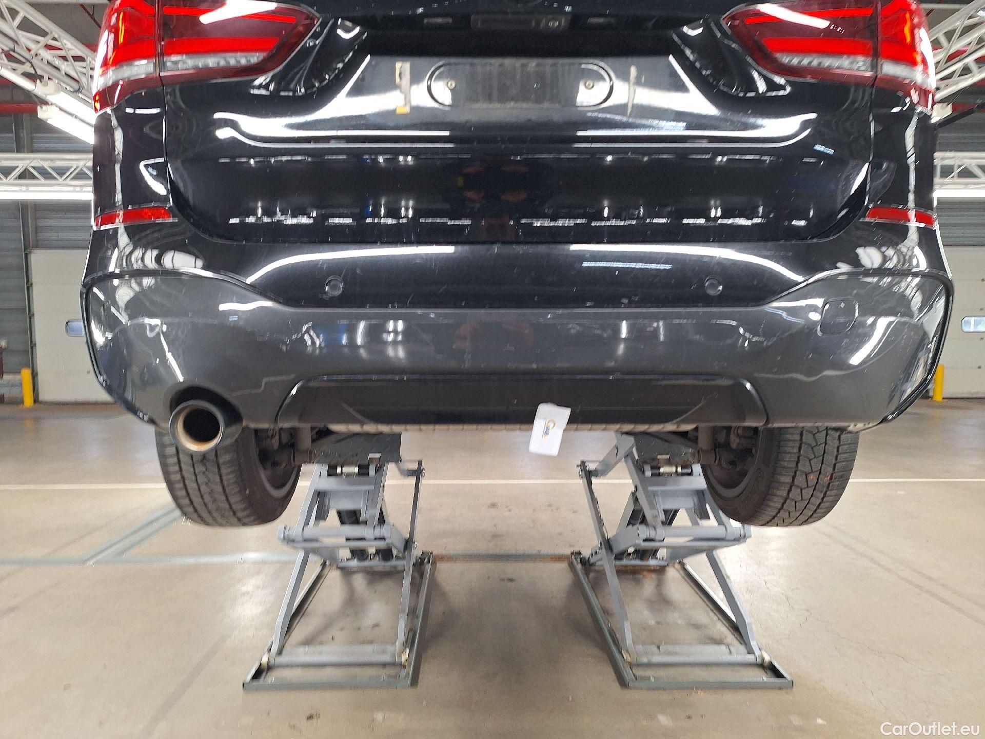  Bmw  X1 BMW,  FL'19, BMW  sDrive18iA (100 kW) 5d #47