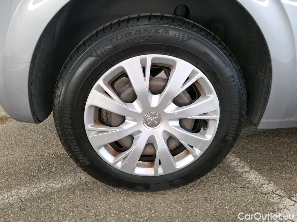  Peugeot  208  Affaire Premium Pack 1.5 HDi 100CV BVM5 E6dT #84