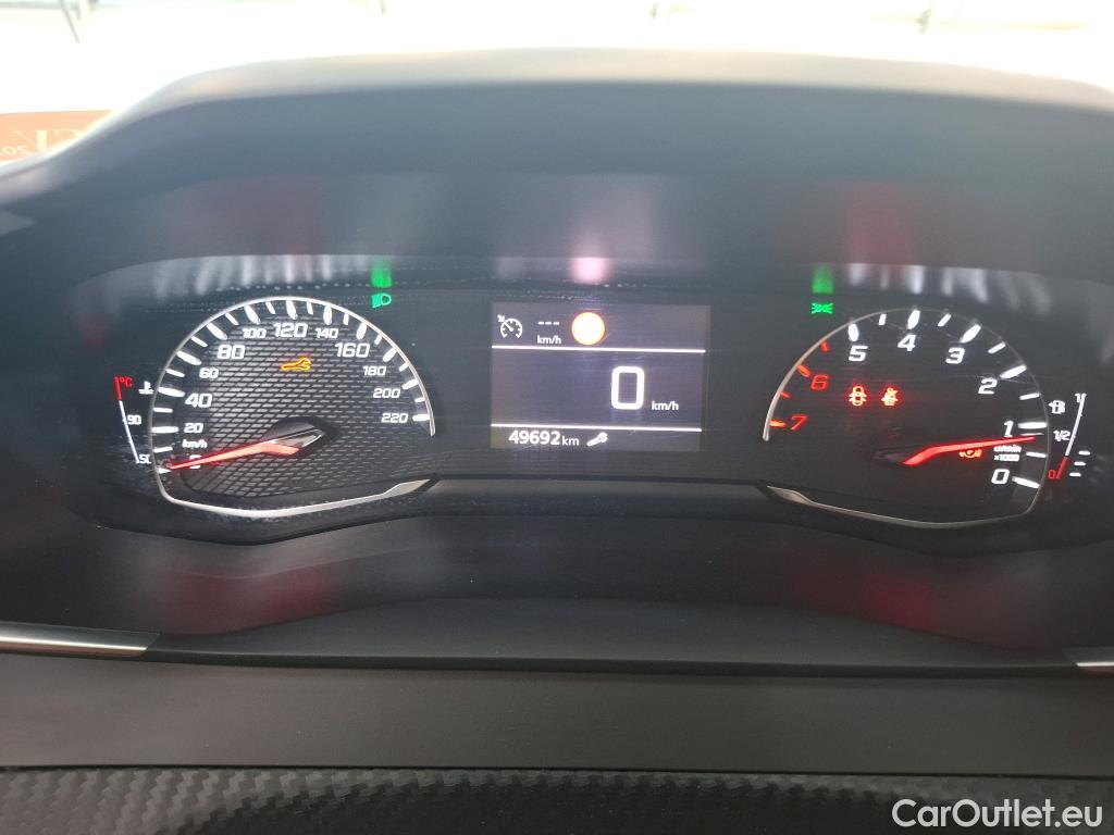  Peugeot  2008  Active Business 1.2 PureTech 100CV BVM6 E6d #25