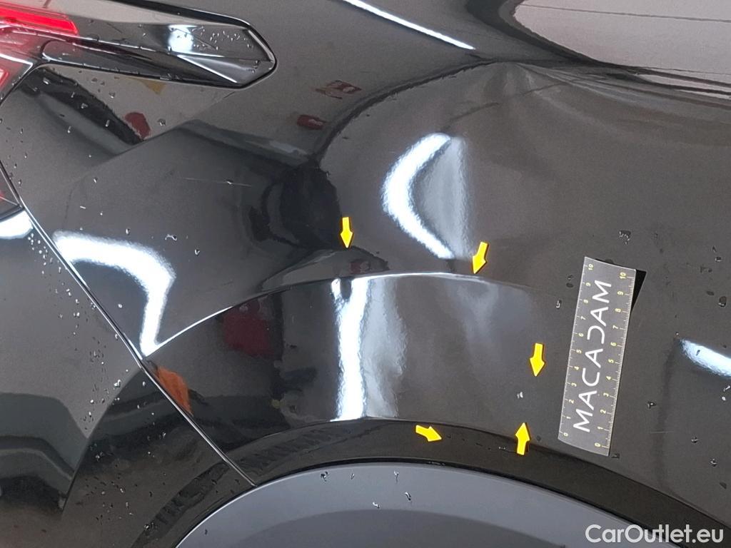  Citroen  C4 CITROEN  X / 2022 / 4P / Berline PureTech 130 S&S EAT8 Shine #4