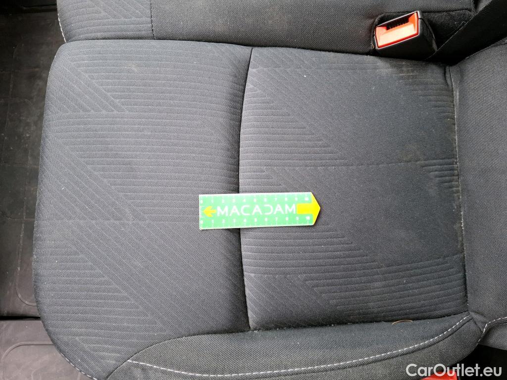  Renault  Trafic  Fourgon L1H1 3T Grand Confort 2.0 dCi 130CV BVM6 E6d #31