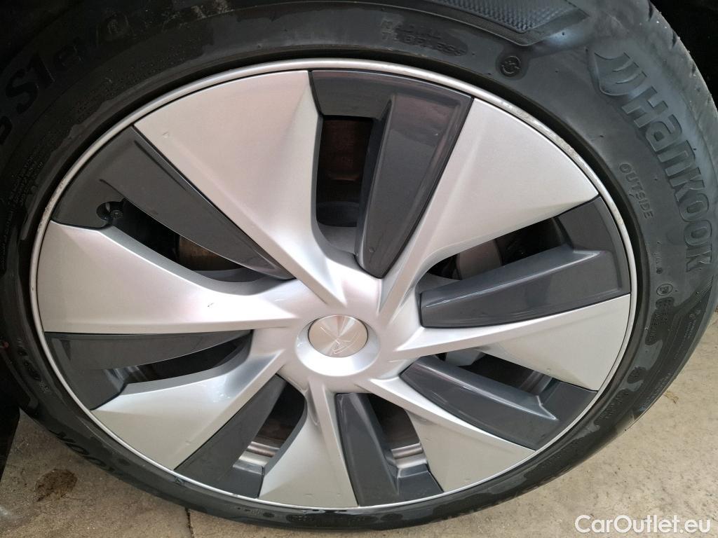  Tesla  Model Y TESLA  / 2021 / 5P / SUV RWD #28