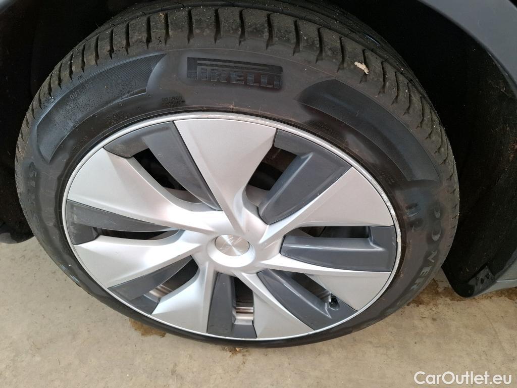  Tesla  Model Y TESLA  / 2021 / 5P / SUV RWD #10