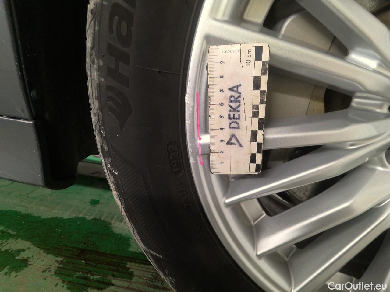  Bmw  Serie 3 330e xDrive Connected Aut #1