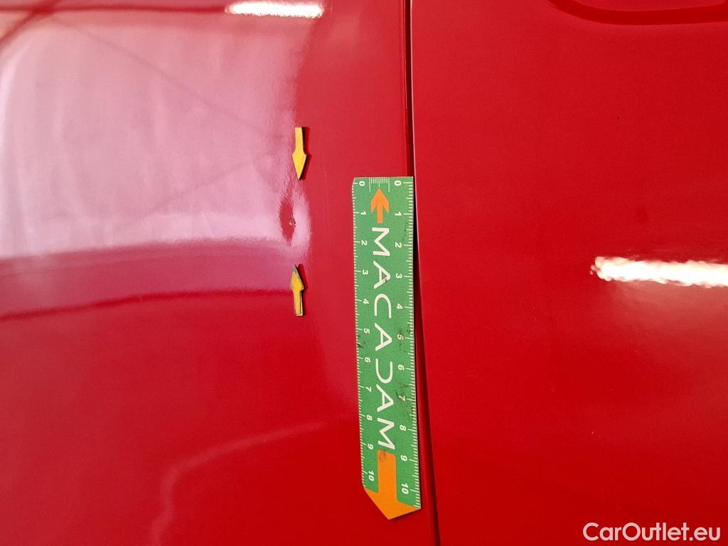  Citroen  C4 Grand Picasso /Spacetourer Shine 1.5 BlueHDi 130CV BVA8 E6d/Vo Repeint en Rouge / Teinte SIV Blanc Banquise/ #103