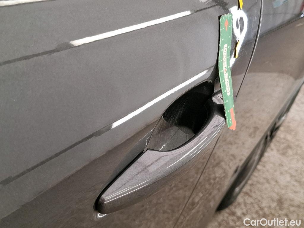  Citroen  C4 CITROEN  2020 5P Berline PureTech 130 BVM6 Feel Pack #27