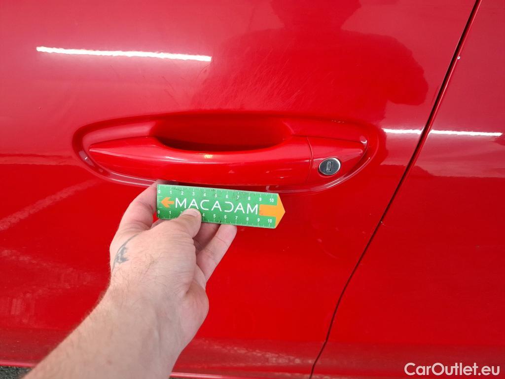  Citroen  C4 Grand Picasso /Spacetourer Shine 1.5 BlueHDi 130CV BVA8 E6d/Vo Repeint en Rouge / Teinte SIV Blanc Banquise/ #40