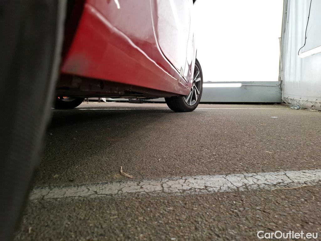  Citroen  C4 Grand Picasso /Spacetourer Shine 1.5 BlueHDi 130CV BVA8 E6d/Vo Repeint en Rouge / Teinte SIV Blanc Banquise/ #50