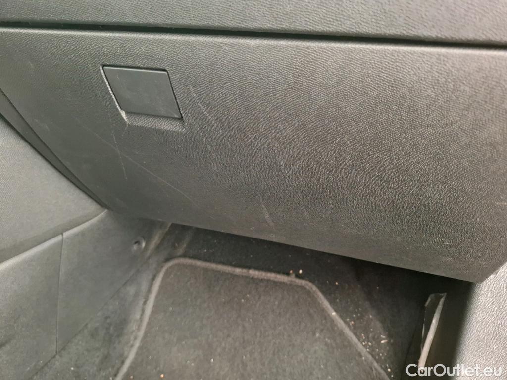  Citroen  C4 CITROEN  2020 5P Berline PureTech 130 BVM6 Feel Pack #24