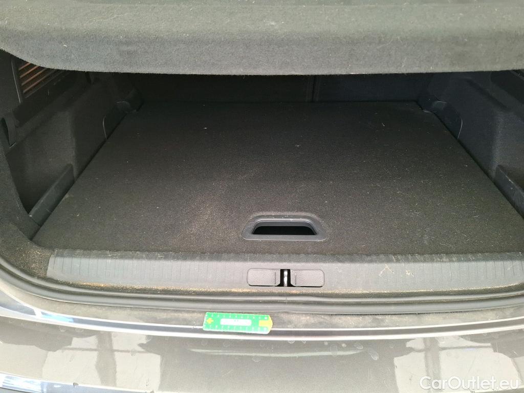  Citroen  C4 CITROEN  2020 5P Berline PureTech 130 BVM6 Feel Pack #6