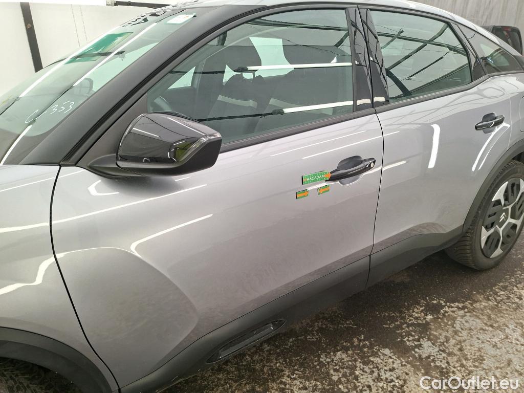  Citroen  C4  Berline Feel 1.2 PureTech 130CV BVM6 6E #1