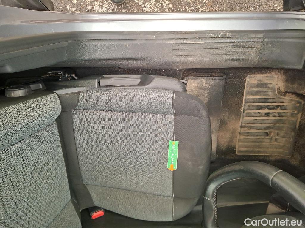  Citroen  C4  Berline Feel 1.2 PureTech 130CV BVM6 6E #9