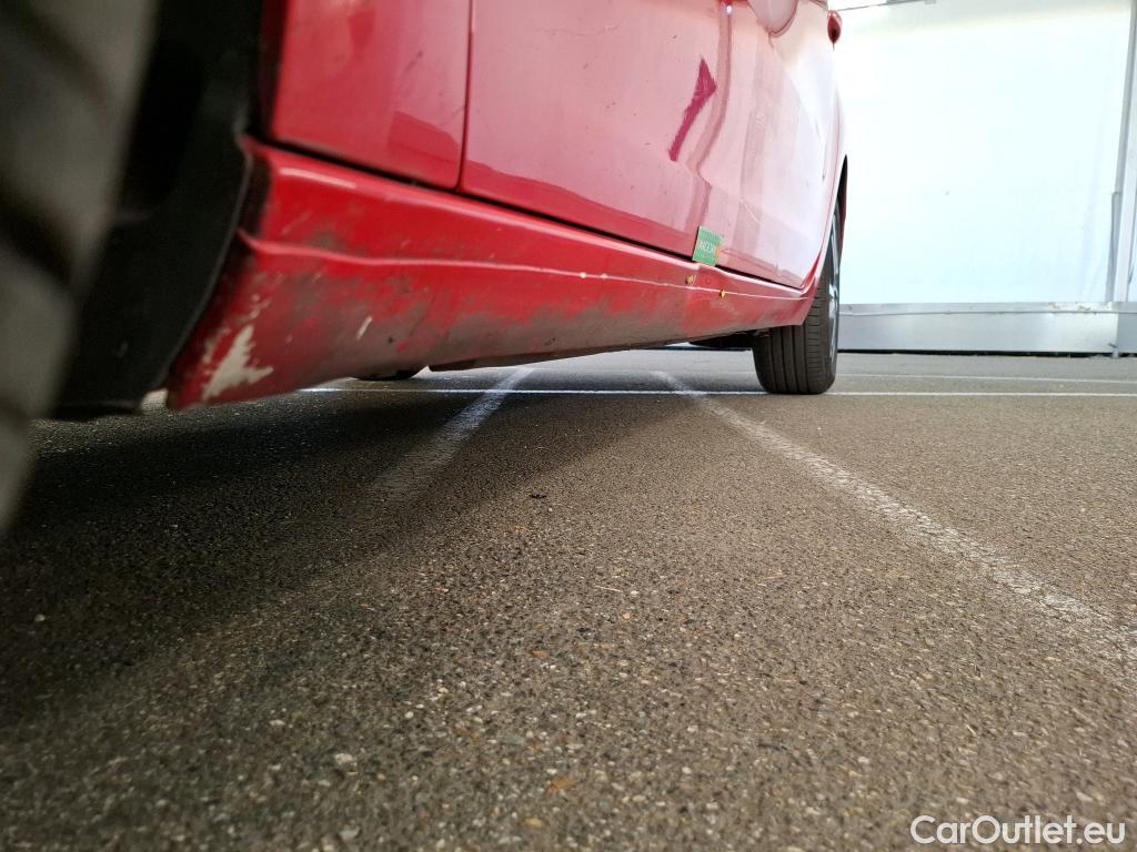  Citroen  C4 Grand Picasso /Spacetourer Shine 1.5 BlueHDi 130CV BVA8 E6d/Vo Repeint en Rouge / Teinte SIV Blanc Banquise/ #42