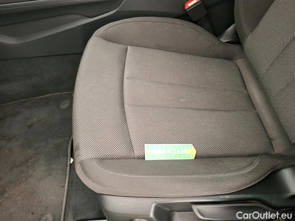  Audi  A4 AUDI  Avant / 2019 / 5P / Break 30 TDI 136 S tronic Business Executive #9