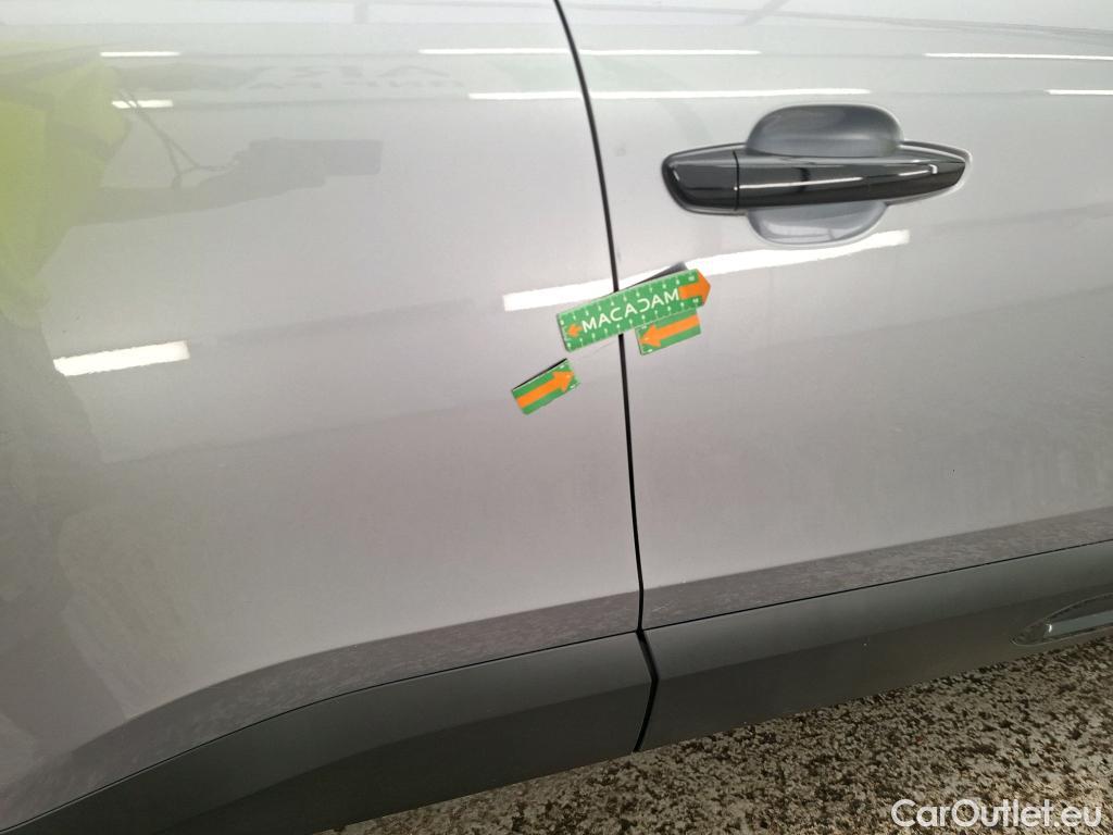  Citroen  C4  Berline Feel 1.2 PureTech 130CV BVM6 6E #16