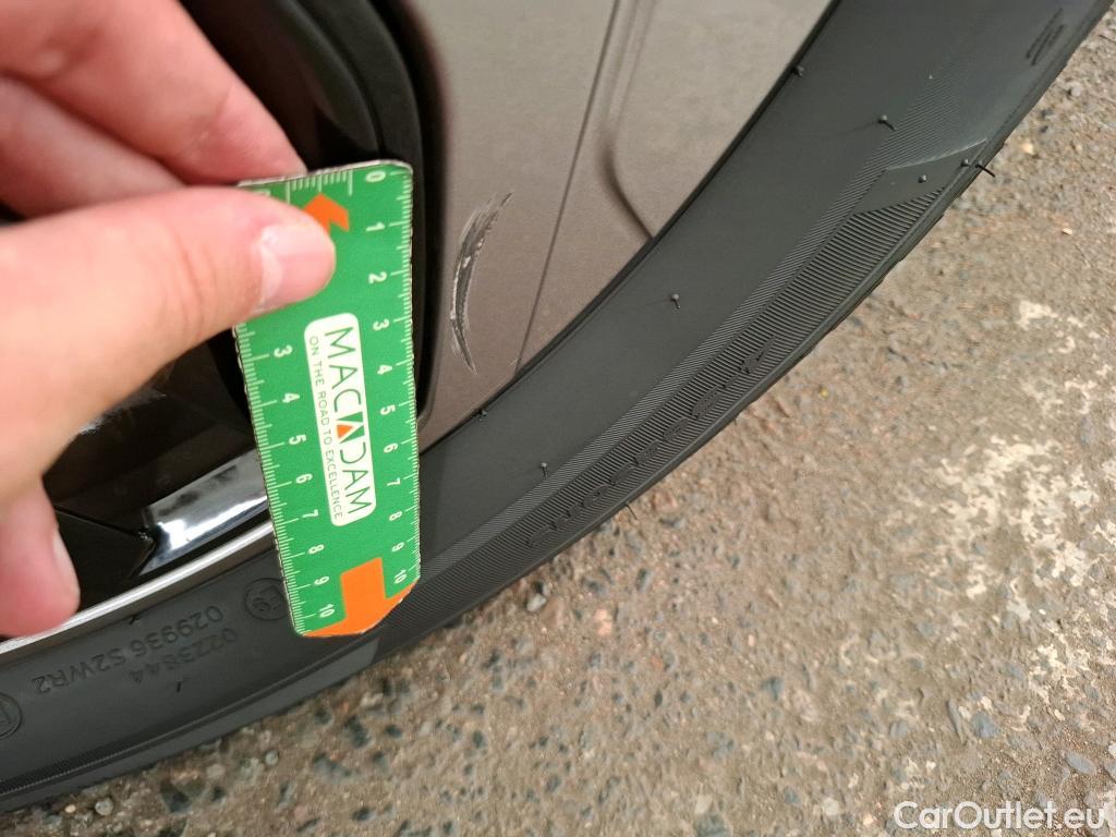  Citroen  C4 CITROEN  2020 5P Berline PureTech 130 BVM6 Feel Pack #13