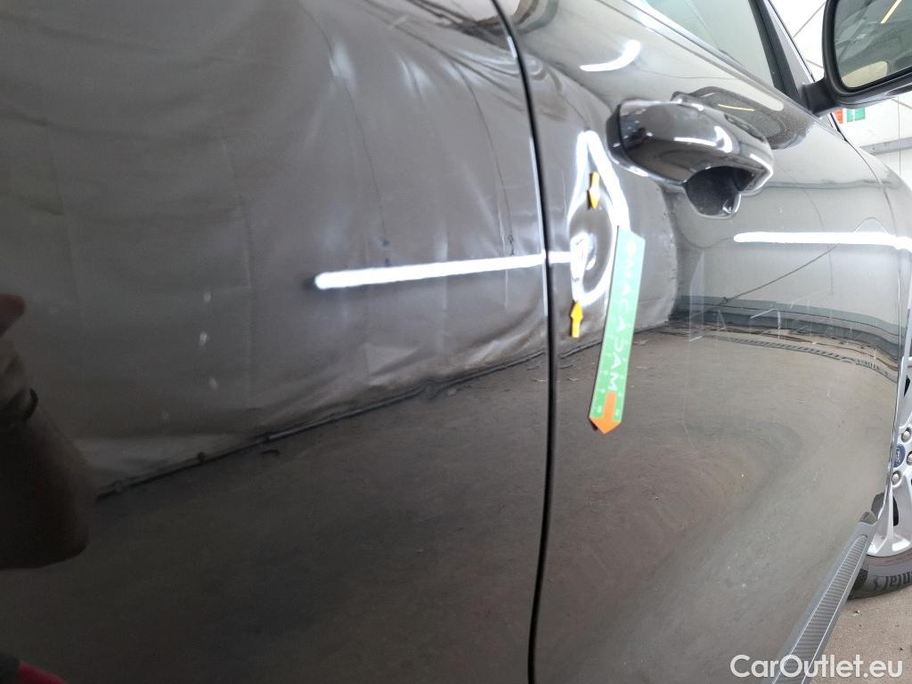  Ford  Kuga  Plug-In Hybrid Titanium 2.5 240CV BVA6 E6d #2
