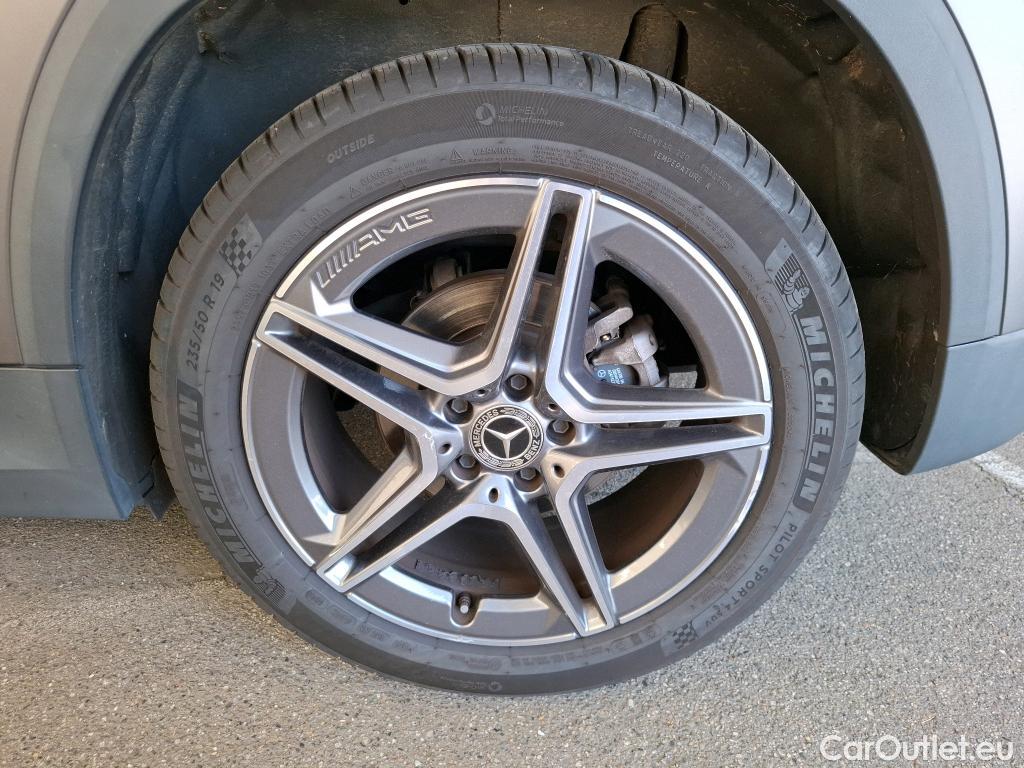  Mercedes  GLA MERCEDES-BENZ  / 2020 / 5P / SUV 2.0  200 D AMG LINE DCT #34