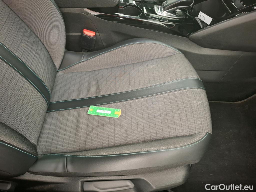  Peugeot  2008  Allure Business 1.5 HDi 130CV BVA8 E6d #10
