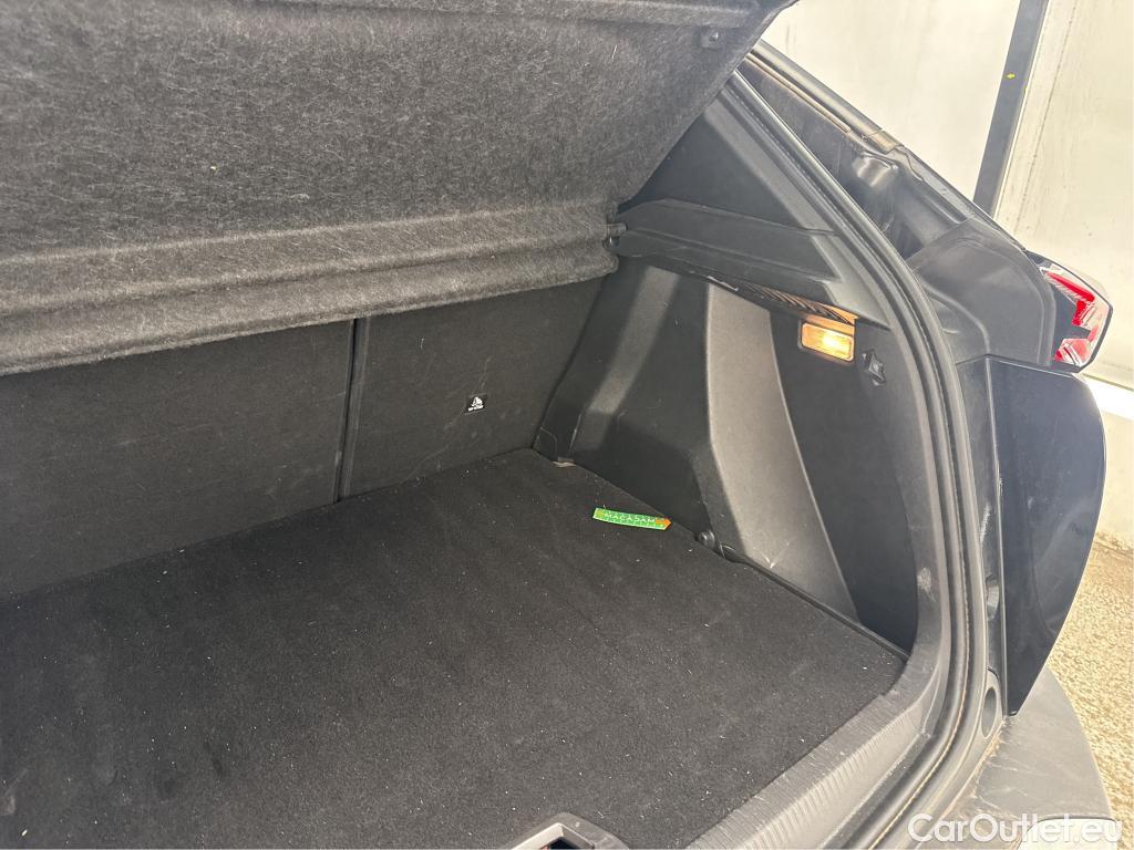  Peugeot  2008  GT 1.5 HDi 110CV BVM6 E6d #13