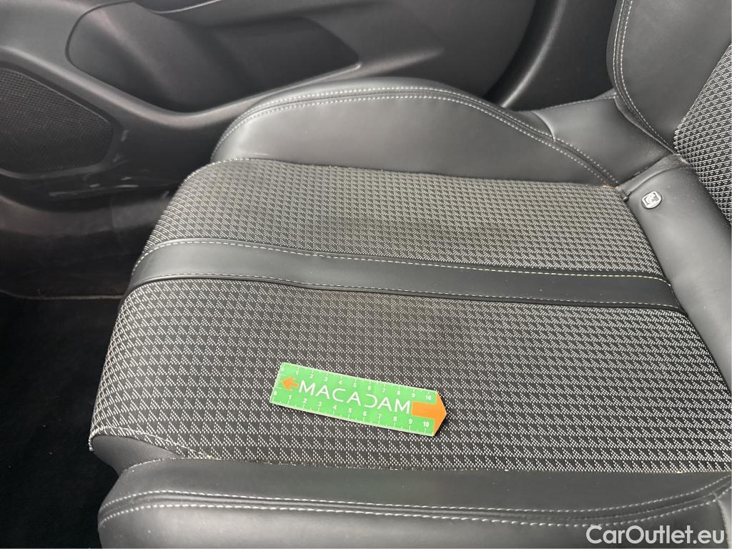  Peugeot  2008  GT 1.5 HDi 110CV BVM6 E6d #18