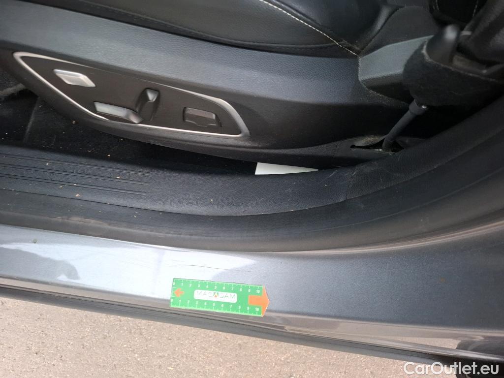  Renault  Austral  Techno 1.2 E-TECH Hybrid 200CV BVA6 6E #4