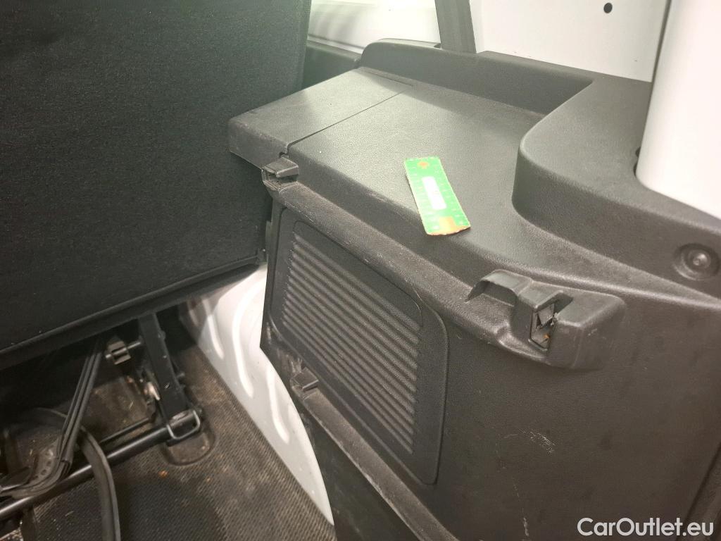  Renault  Trafic RENAULT  4p Combi Zen L1 Energy dCi 95 8 places #6
