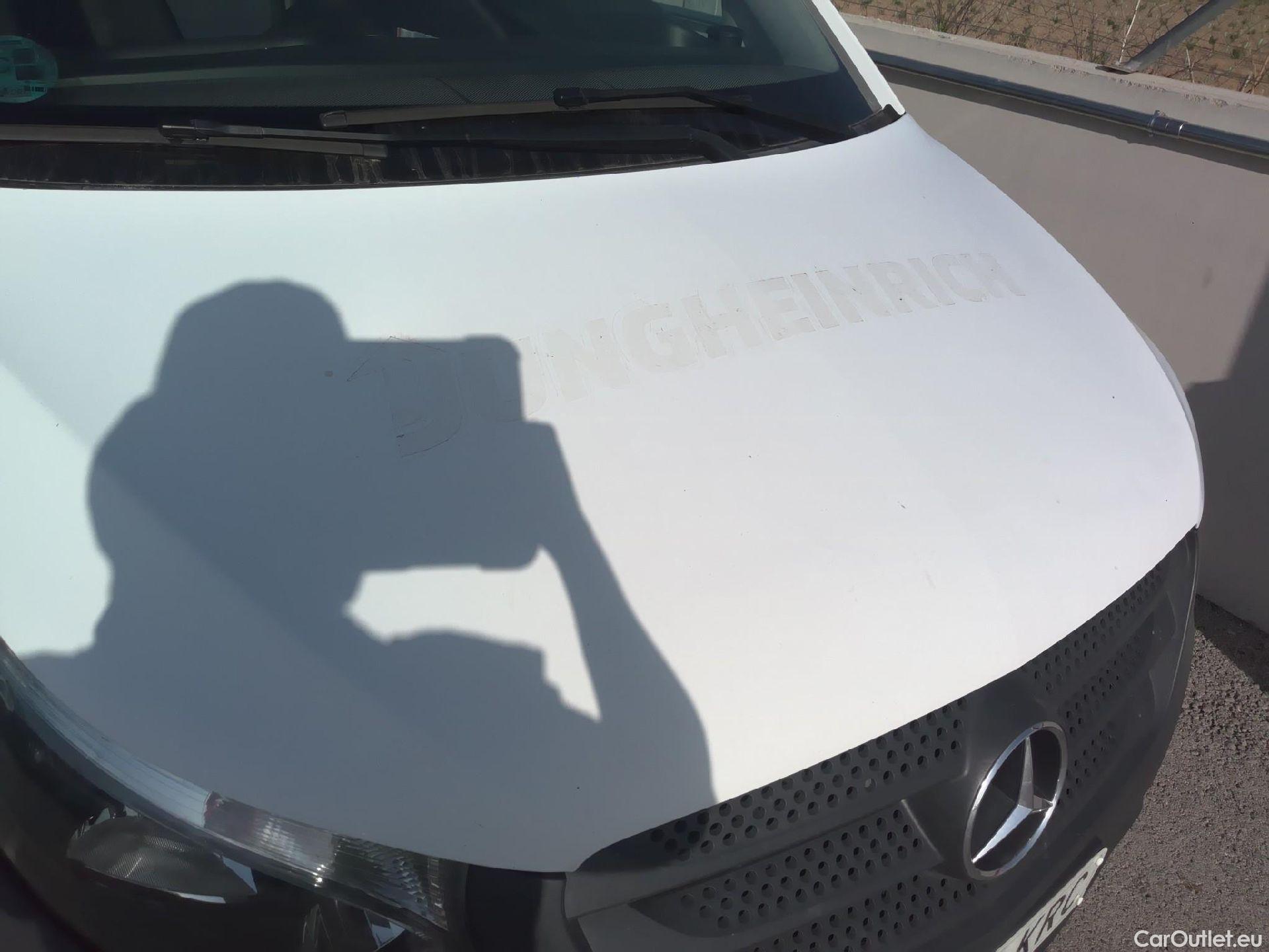  Mercedes  Vito MERCEDES-BENZ  / 2014 / 4P / furgón 111 CDI Larga #7