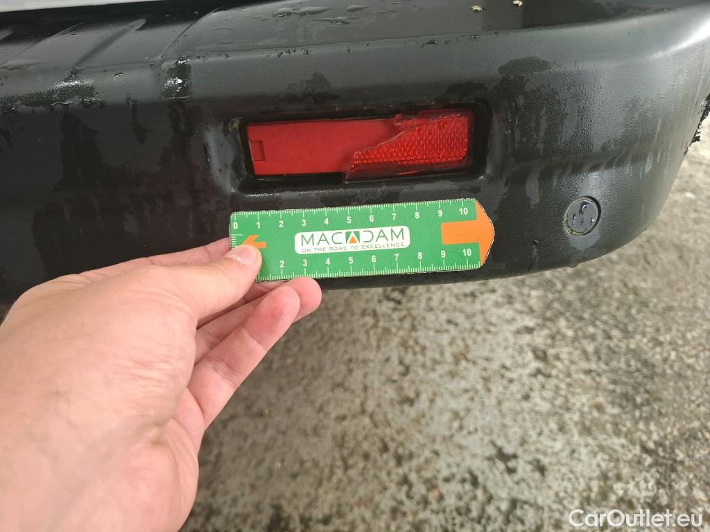  Renault  Trafic RENAULT  4p Combi Zen L1 Energy dCi 95 8 places #27