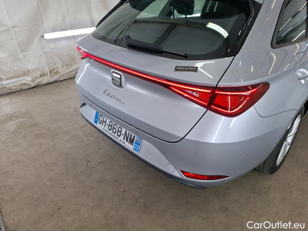  Seat  Leon SEAT  Sportstourer 2020 5P Break 1 0 eTSI 110 DSG Style Business #47