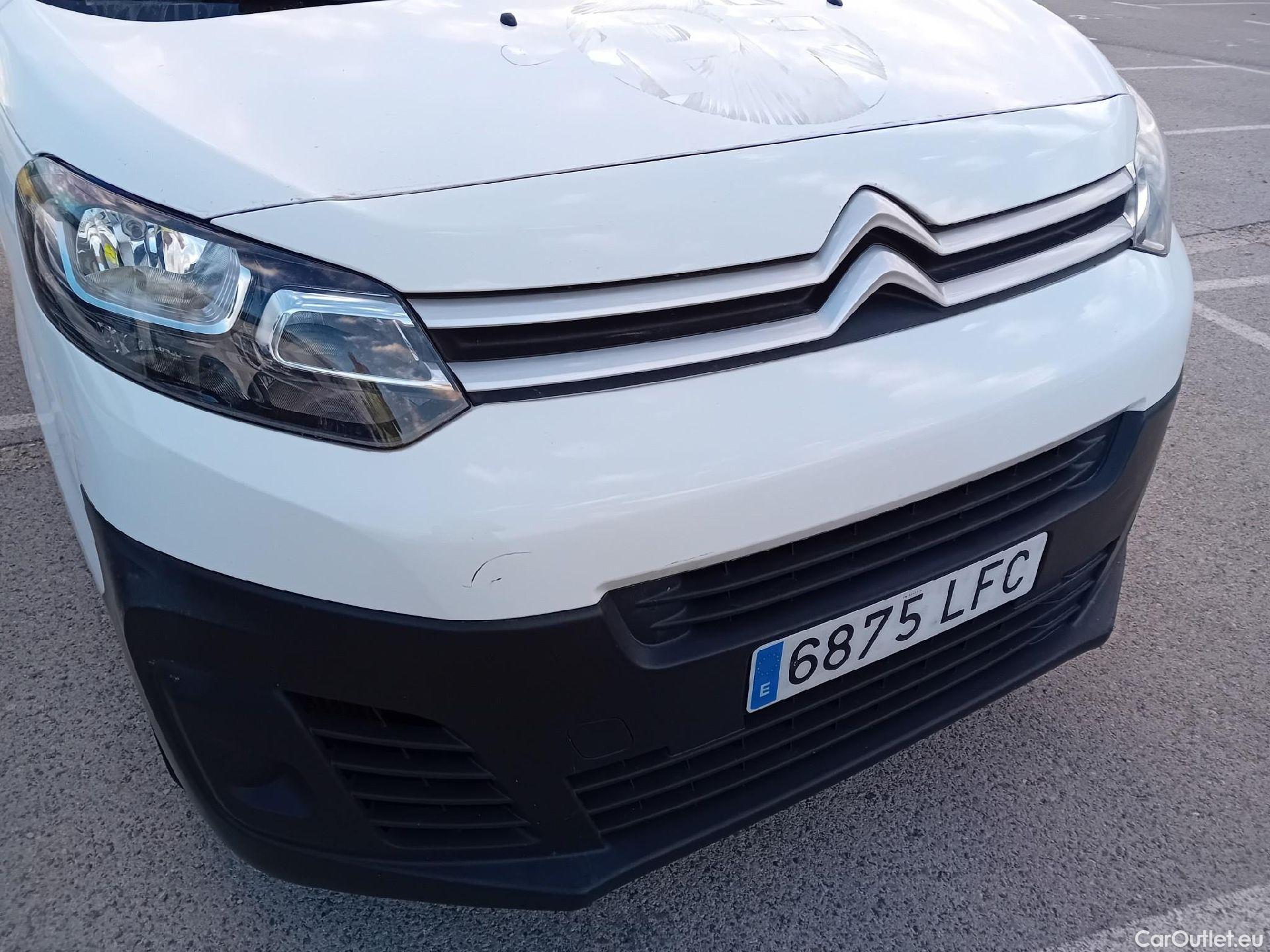  Citroen  Jumpy CITROEN  / 2016 / 4P / furgón Talla XS BlueHDi 100 S&S 6v Control #17
