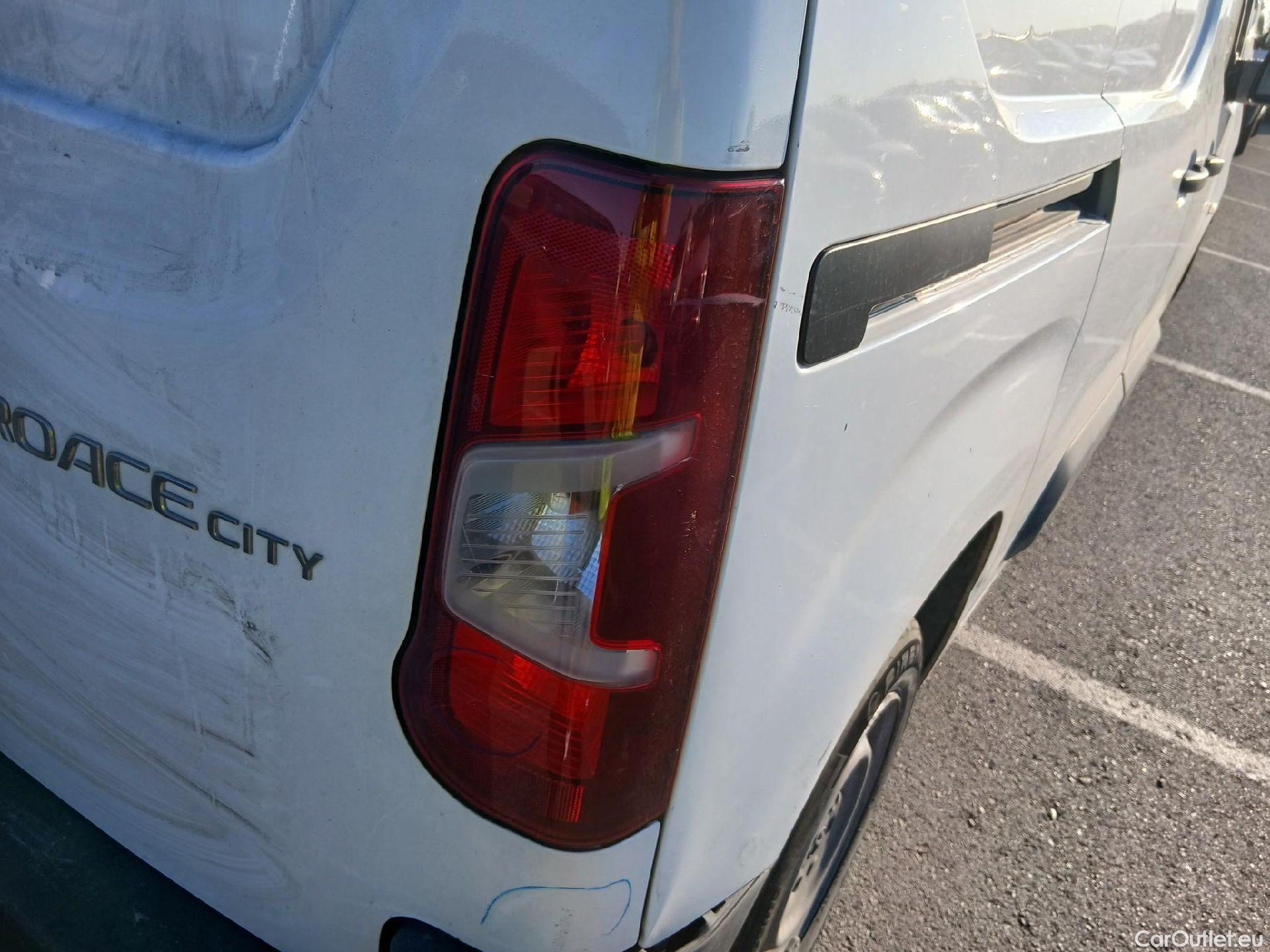  Toyota  Proace TOYOTA  City/2020/4P/furgón derivado de turismo 1.5D 75kW (100CV) GX 650kg Media #34