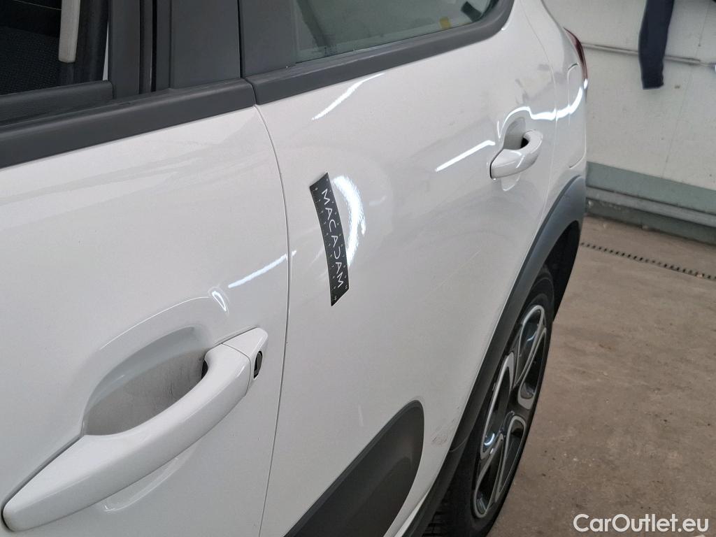  Citroen  C3  Société Feel 1.5 BlueHDI 100CV BVM6 E6d #18