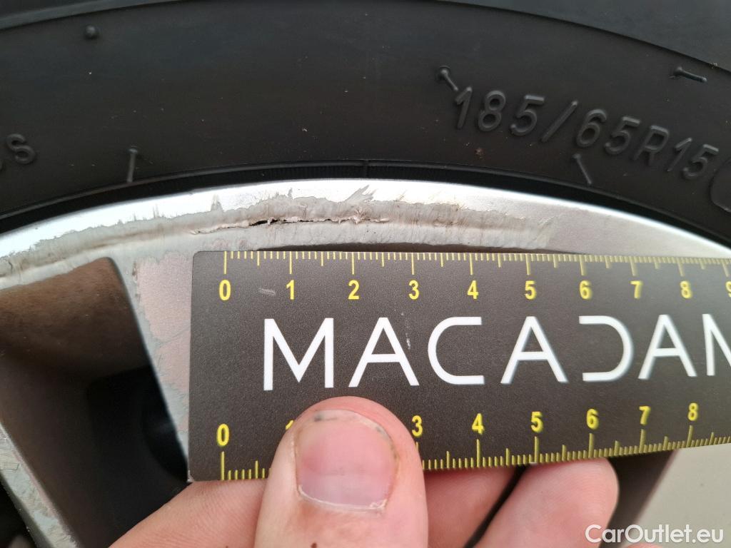  Peugeot  208  Premium 1.5 HDi 100CV BVM6 E6d #24