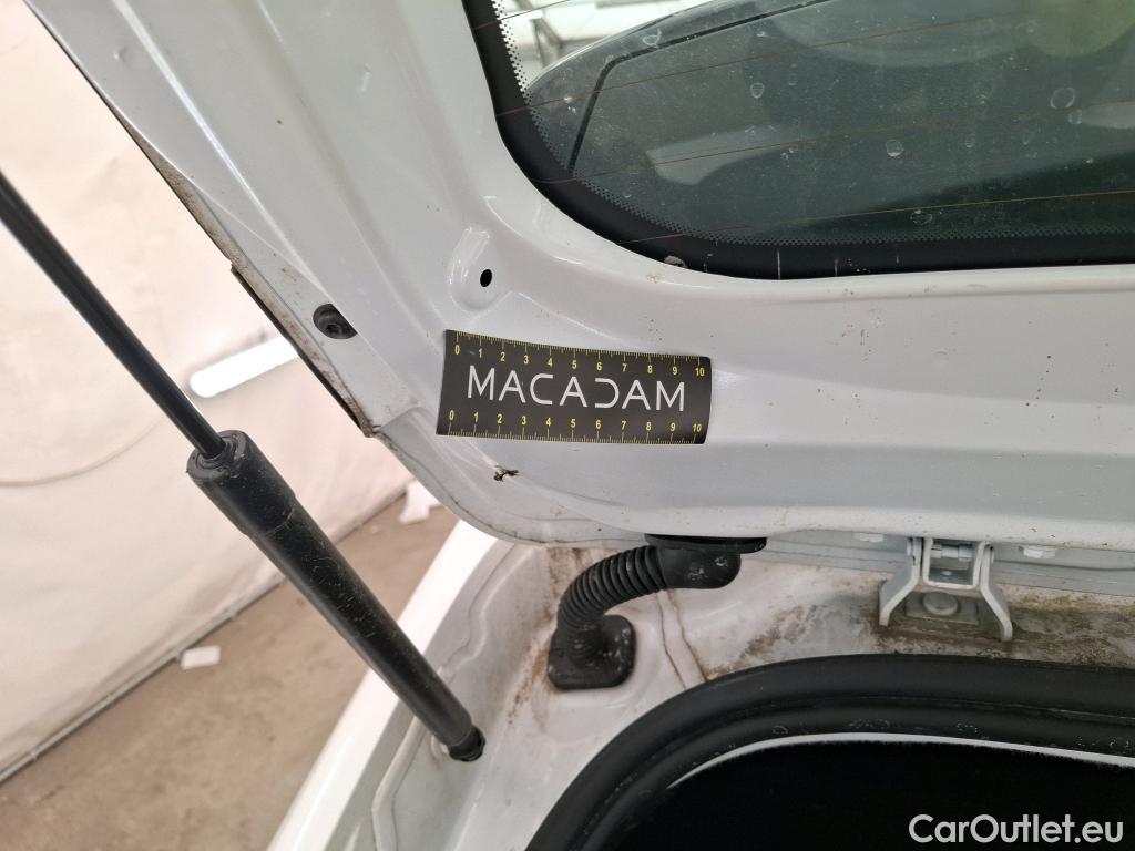  Peugeot  208  Premium 1.5 HDi 100CV BVM6 E6d #29