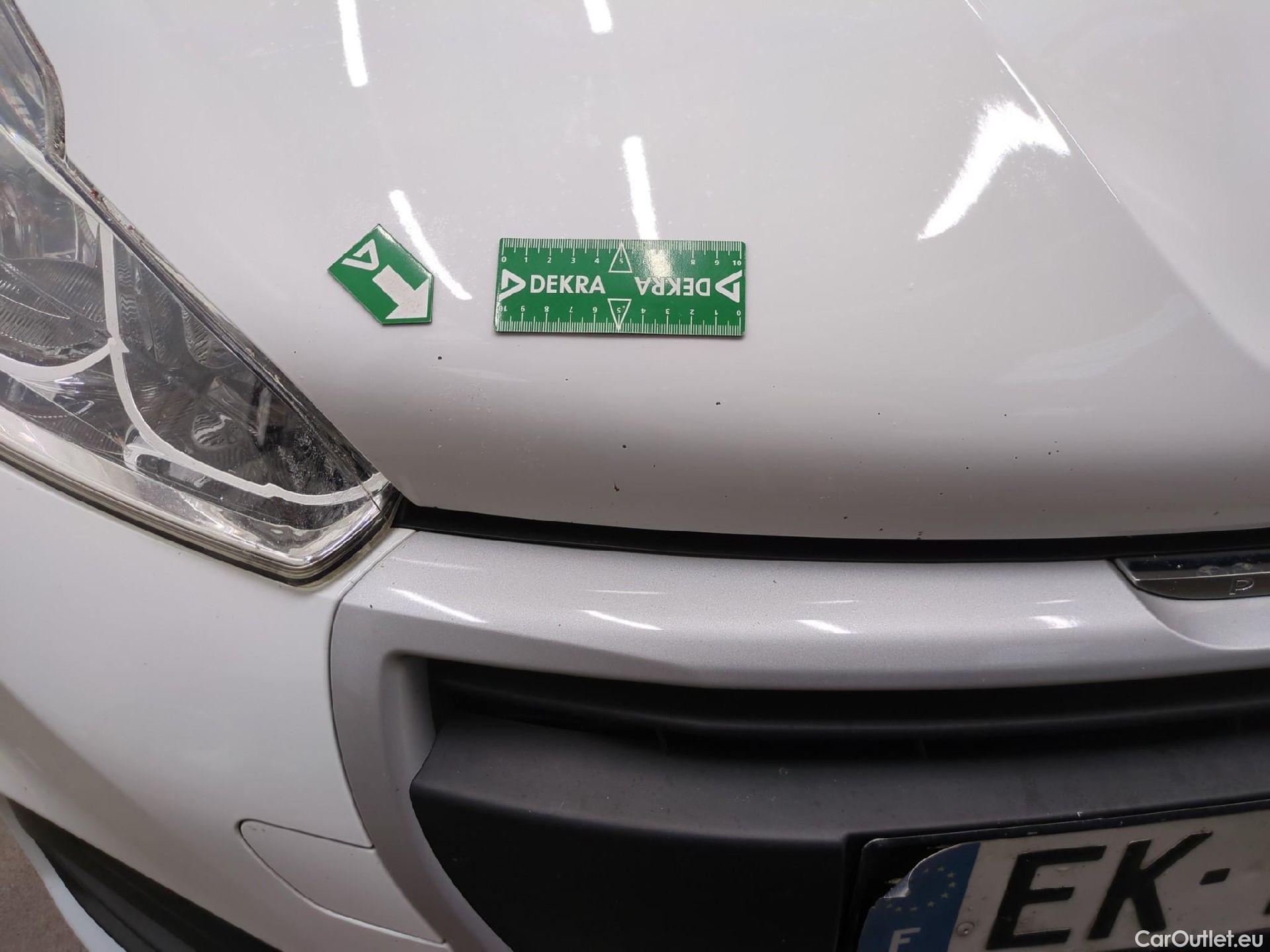  Peugeot  208  Affaire Premium 1.6 HDi 75CV BVM5 E6 #58