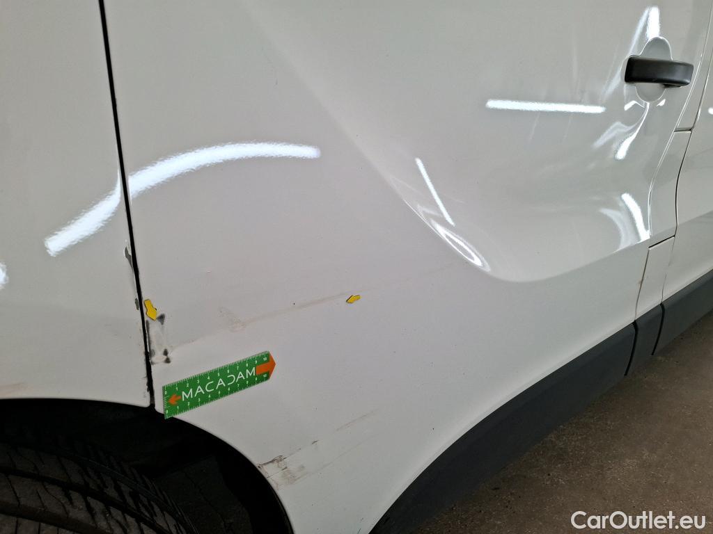  Renault  Trafic RENAULT  / 2021 / 4P / Fourgon tôlé FG GCF L2H2 3T Blue dCi 150 #16