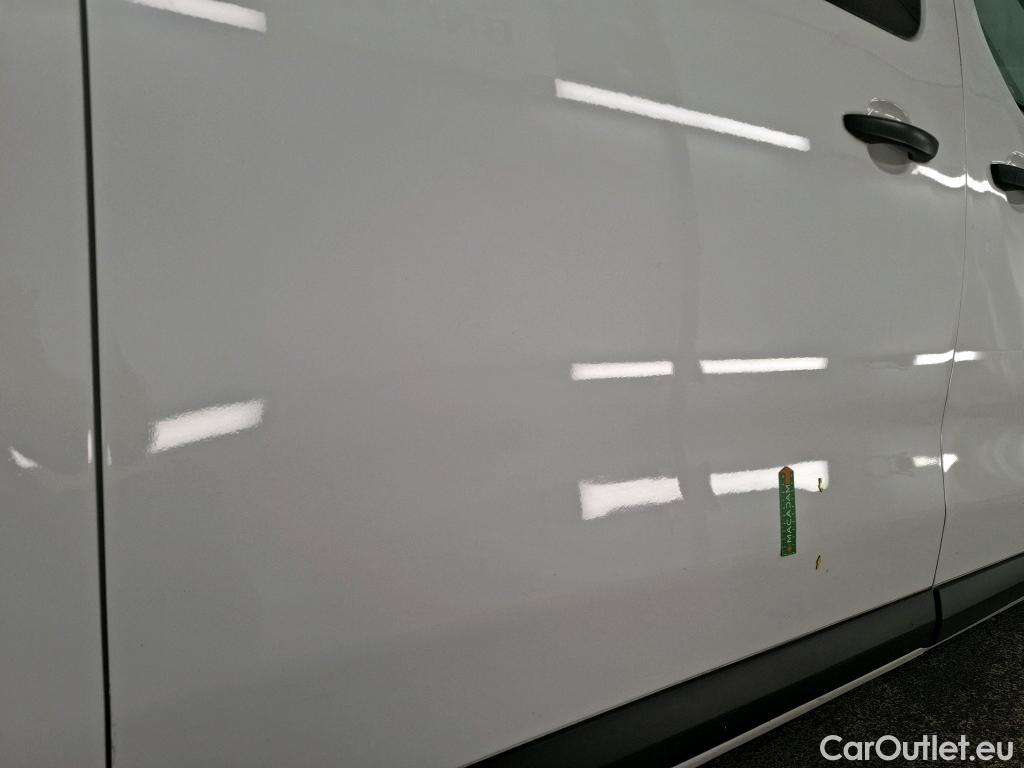  Citroen  Jumpy CITROEN  4p Combi Taille XL BlueHDi 120 S&S BVM6 Confort #16