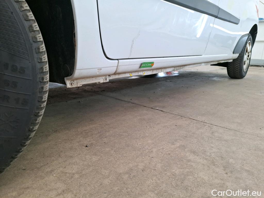 Renault  Kangoo  II Express Maxi Extra (Série Spéciale) 1.5 dCi 95CV BVM6 E6dT #43