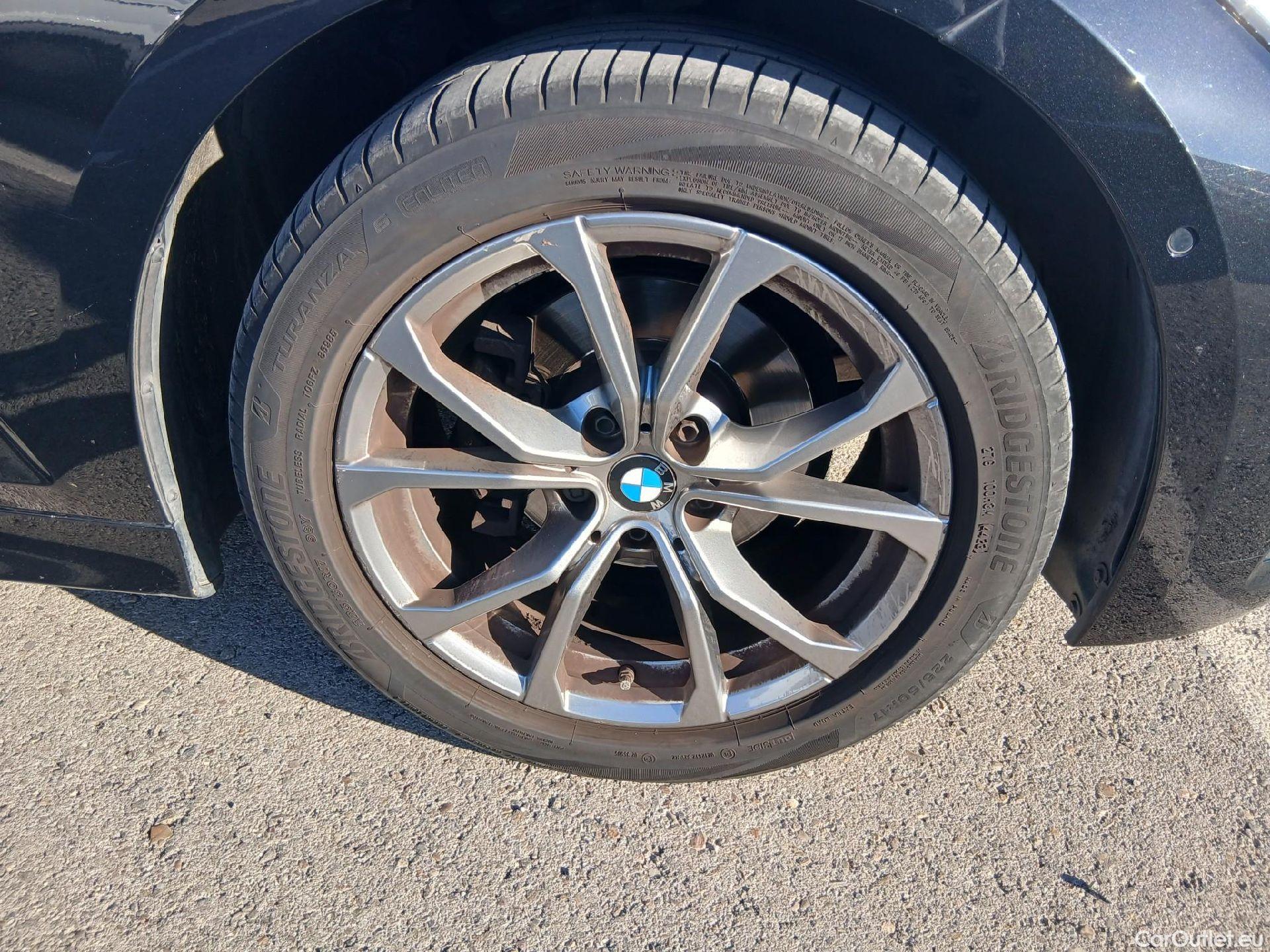  Bmw  Serie 3 BMW  / 2019 / 5P / familiar 318d Auto.Touring #49