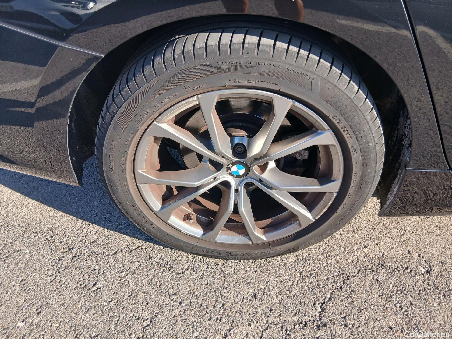  Bmw  Serie 3 BMW  / 2019 / 5P / familiar 318d Auto.Touring #39