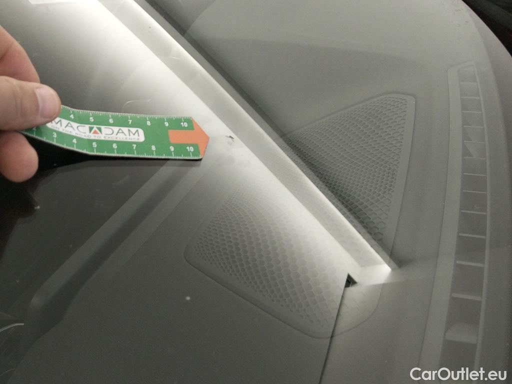  Bmw  Serie 3 BMW  / 2018 / 4P / sedán 330e #6