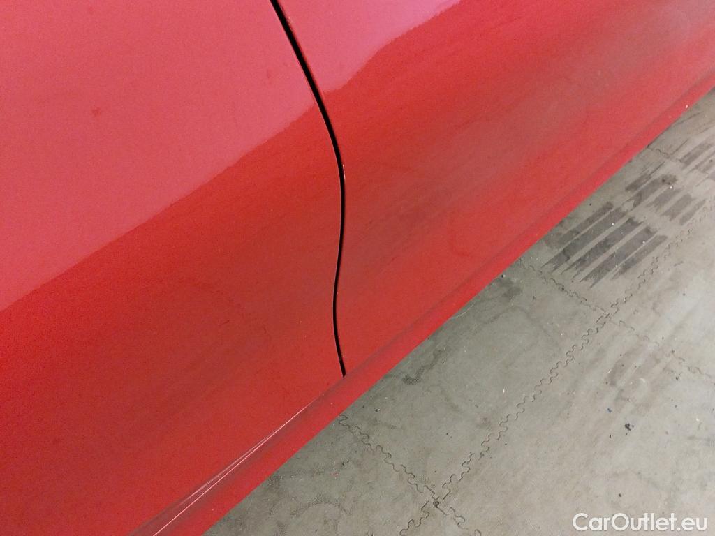  Bmw  Serie 3 BMW  / 2018 / 4P / sedán 330e #11